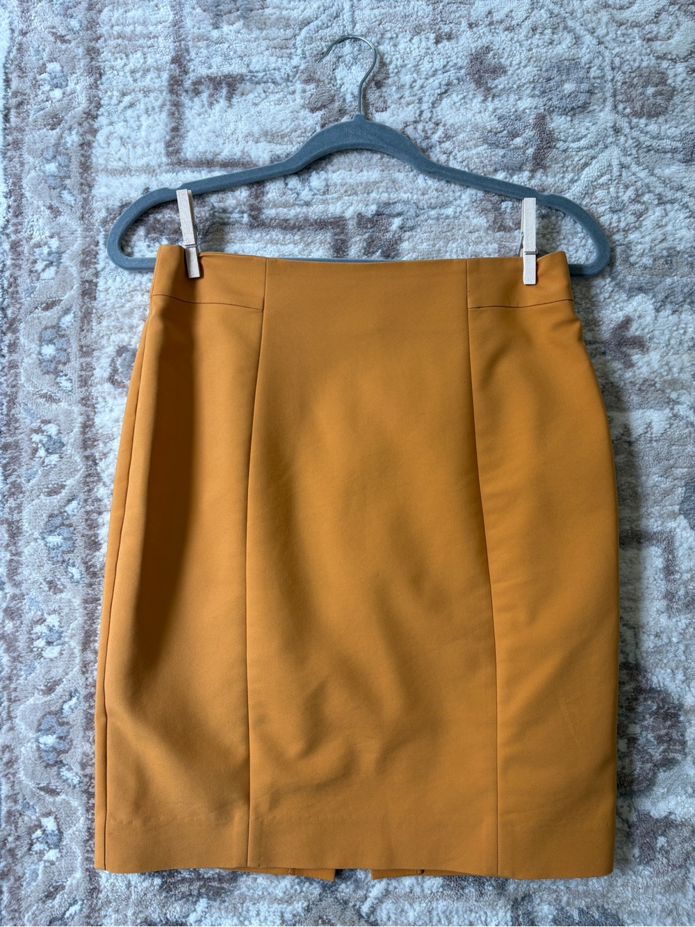 H&M Mustard Goldenrod Pencil Skirt Size 8 High Waist Knee Length
